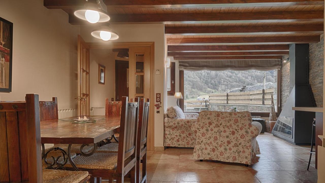 Villa Plaus Bossòst Esterno foto