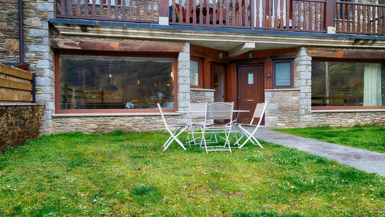 Villa Plaus Bossòst Esterno foto